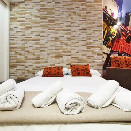 Tribuna Deluxe Apartment Malaga